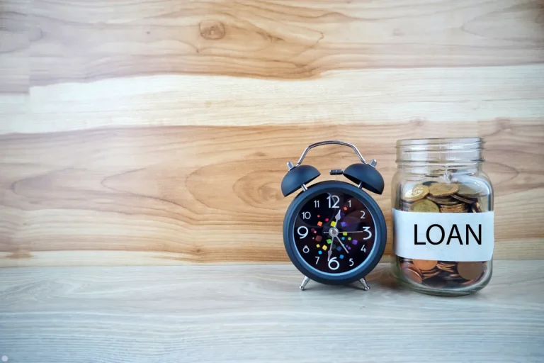 What Is The Interest Rate For Payday Loans? (2024 Guide)